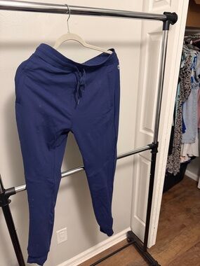 BuffBunny navy Blue Performance Leggings